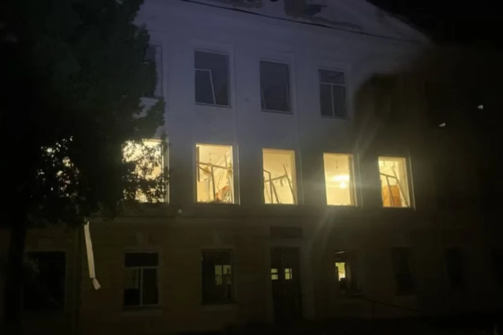 Нічний удар по Конотопу: дві жінки поранені, частина міста без газу